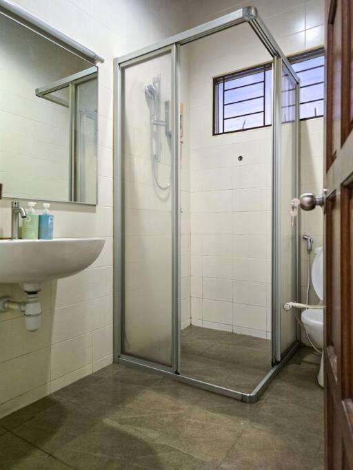 Kl Secret Karaoke Private Pool Villa Ampang  Zewnętrze zdjęcie